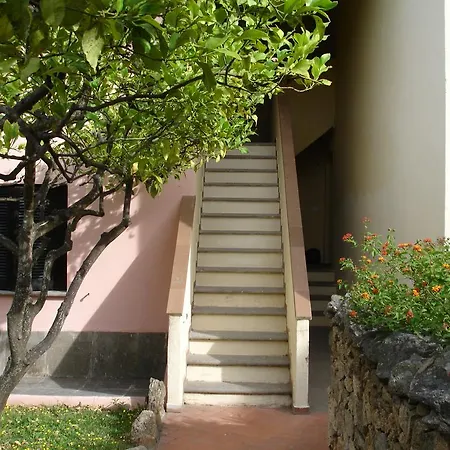 Sardegna 罗通多港